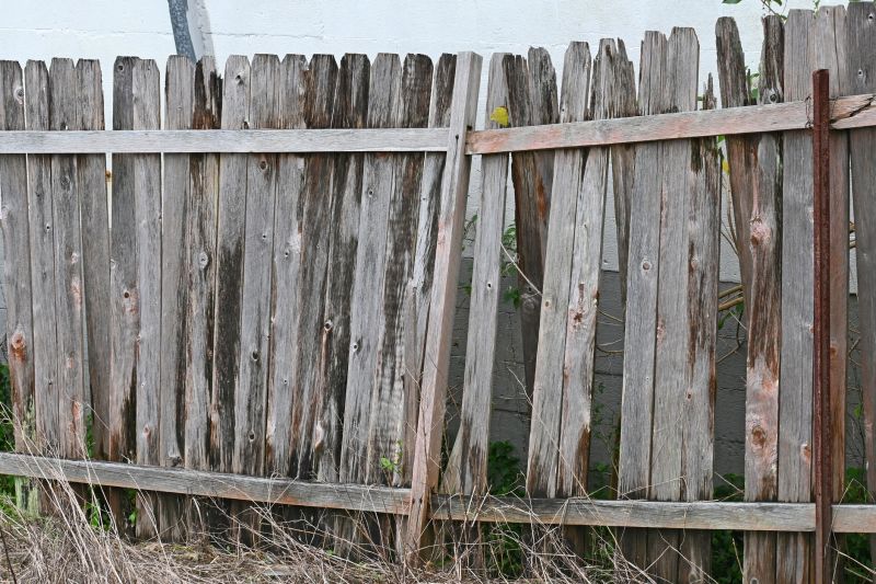 Increase Your Wood Fence Removal Business with an AI Driven, Targeted Website